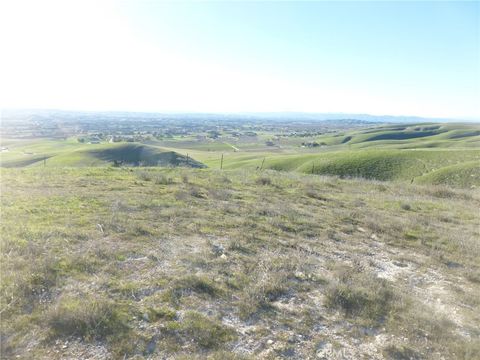 Tiny photo for 0 Yosemite Place, Paso Robles, CA 93446 (MLS # NS26030240)