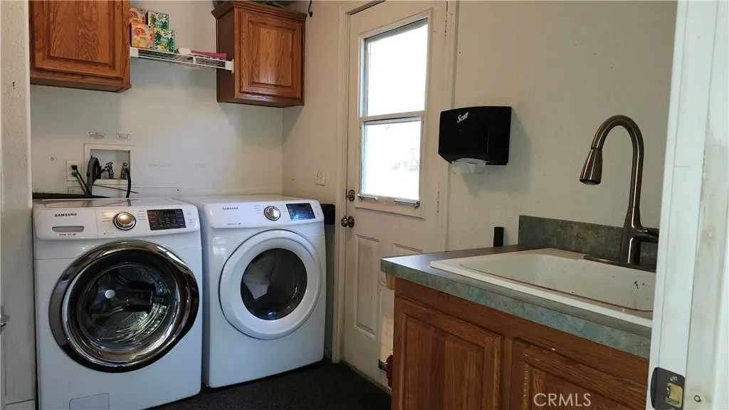 Kennedy Meadows, California 93527, United States, 3 Bedrooms Bedrooms, ,2 BathroomsBathrooms,Residential,Active,222185