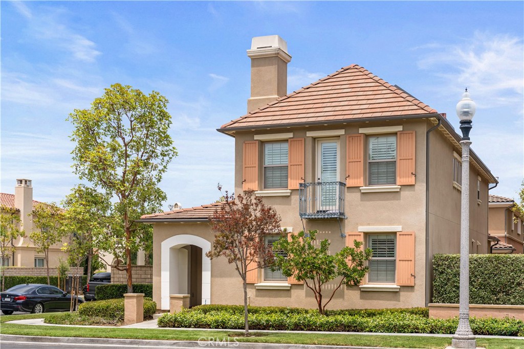 35 Twin Gables
