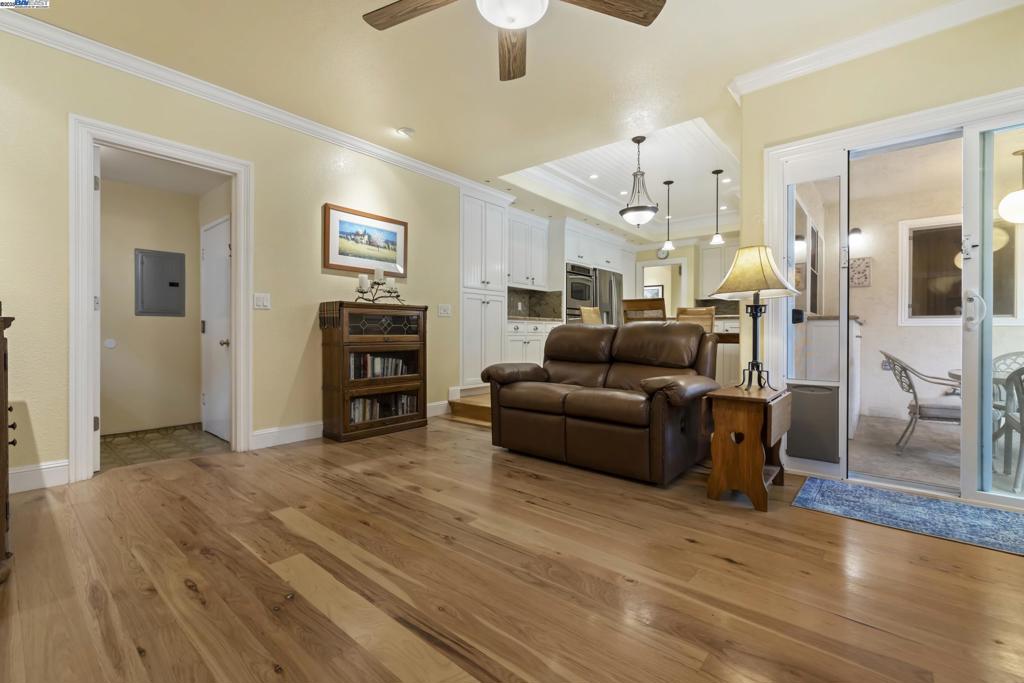 MUIRWOOD - Residential