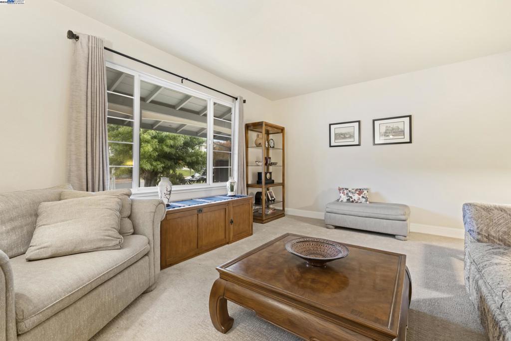 MUIRWOOD - Residential