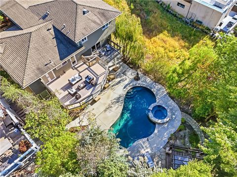 Photo of 980 Bluebird Canyon Dr, Laguna Beach, CA 92651 (MLS # OC26088571)