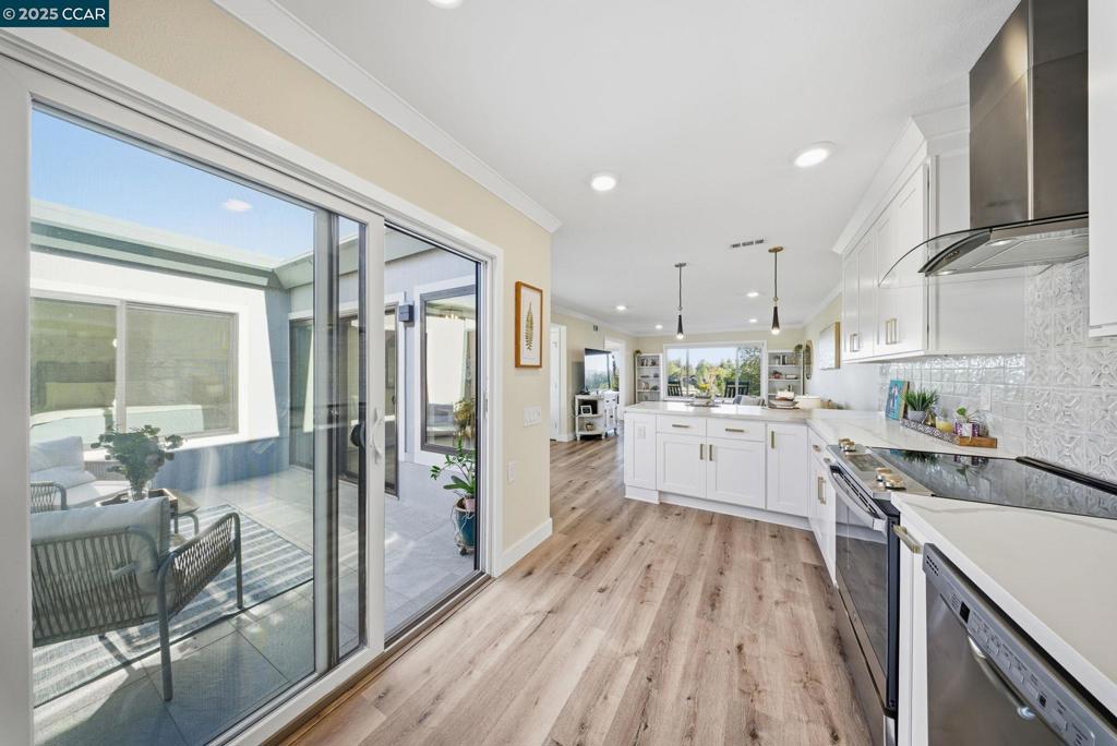 ROSSMOOR - Residential