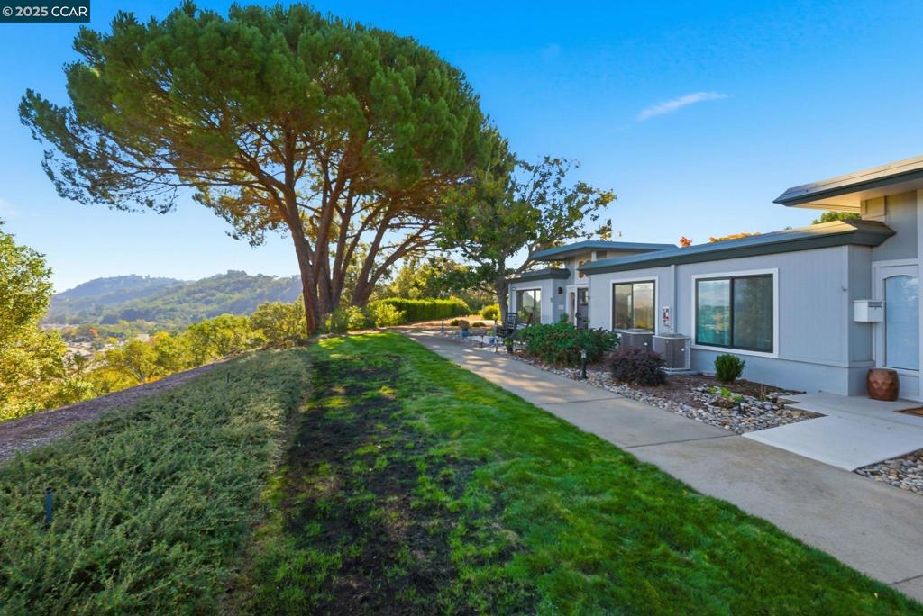 ROSSMOOR - Residential