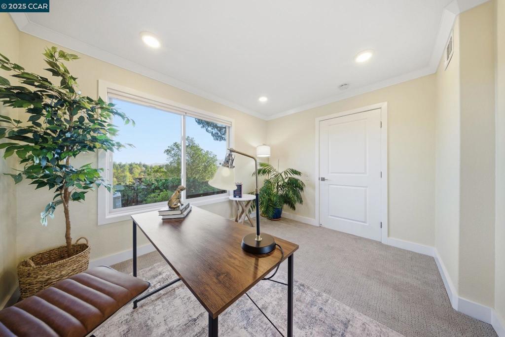 ROSSMOOR - Residential