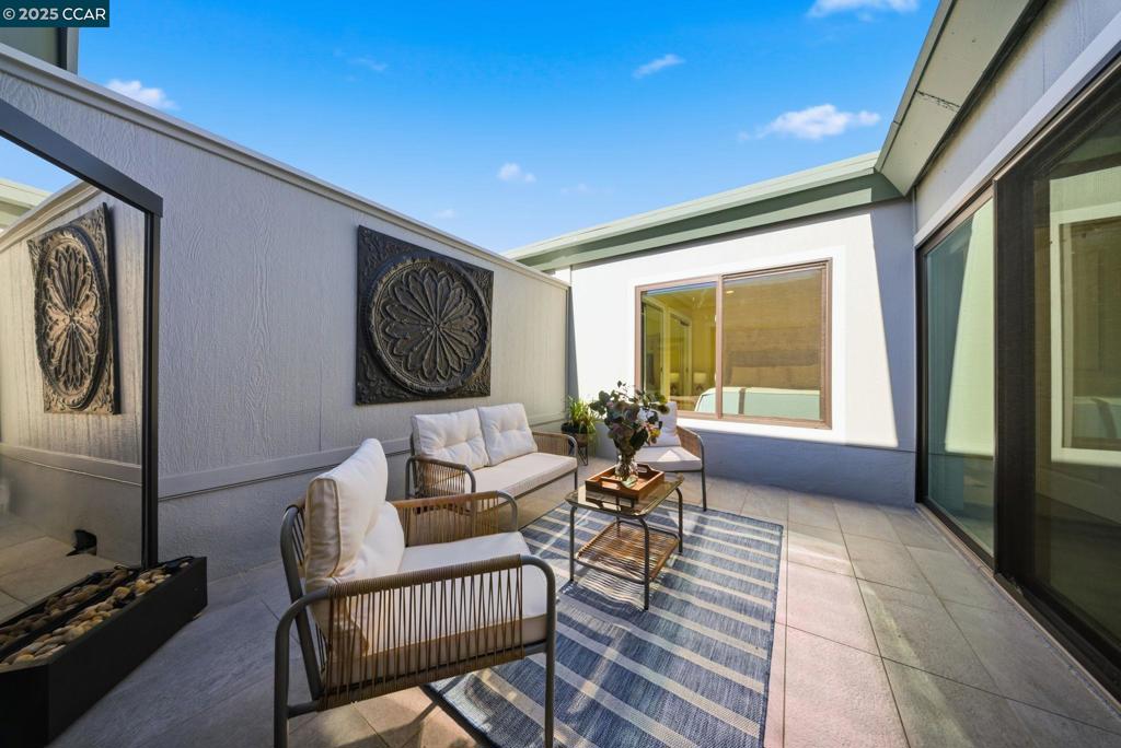 ROSSMOOR - Residential