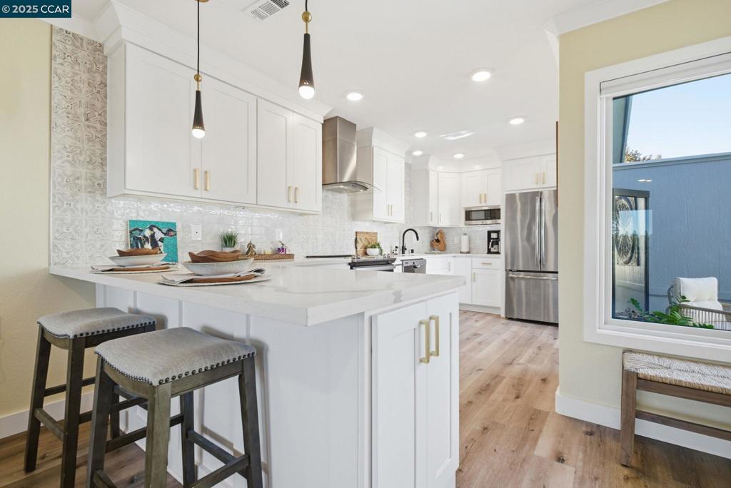 ROSSMOOR - Residential