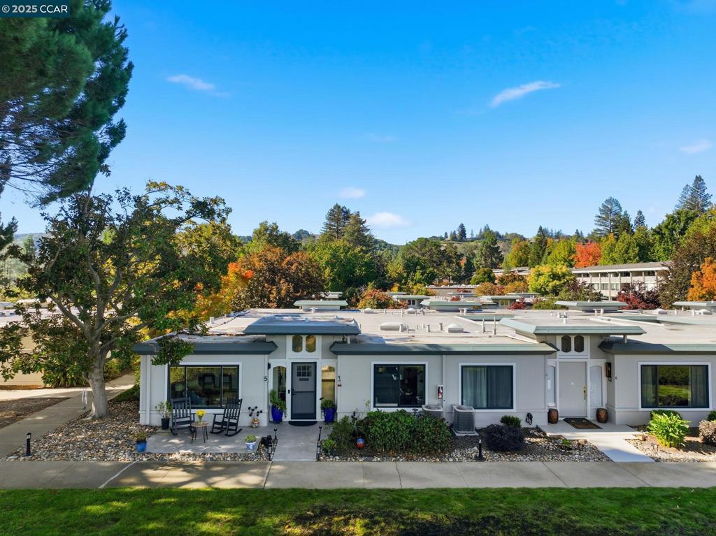 ROSSMOOR - Residential