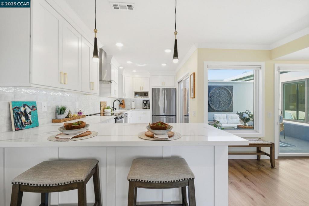 ROSSMOOR - Residential