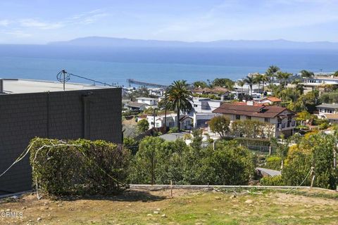 Photo of 445 Lupine Way, Ventura, CA 93001 (MLS # V1-33959)