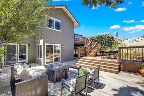 Tiny photo for 4004 Carmel Springs WAY, San Diego, CA 92130 (MLS # 260017769SD)