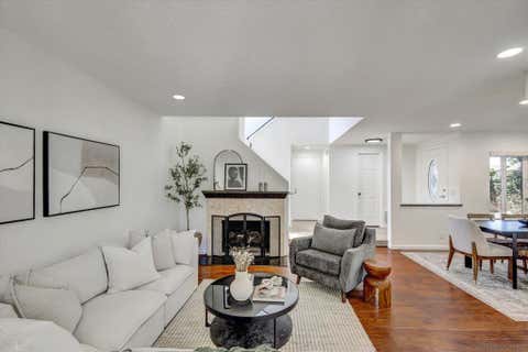Tiny photo for 4004 Carmel Springs WAY, San Diego, CA 92130 (MLS # 260017769SD)