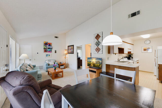 Casa Verde - Residential