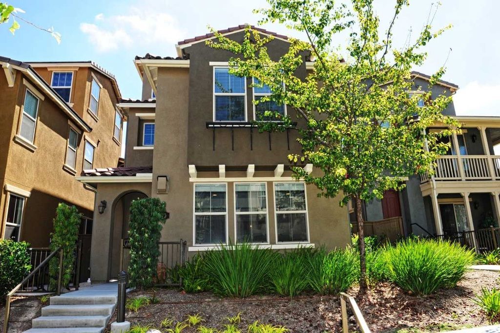 listing image 130729980865282262263