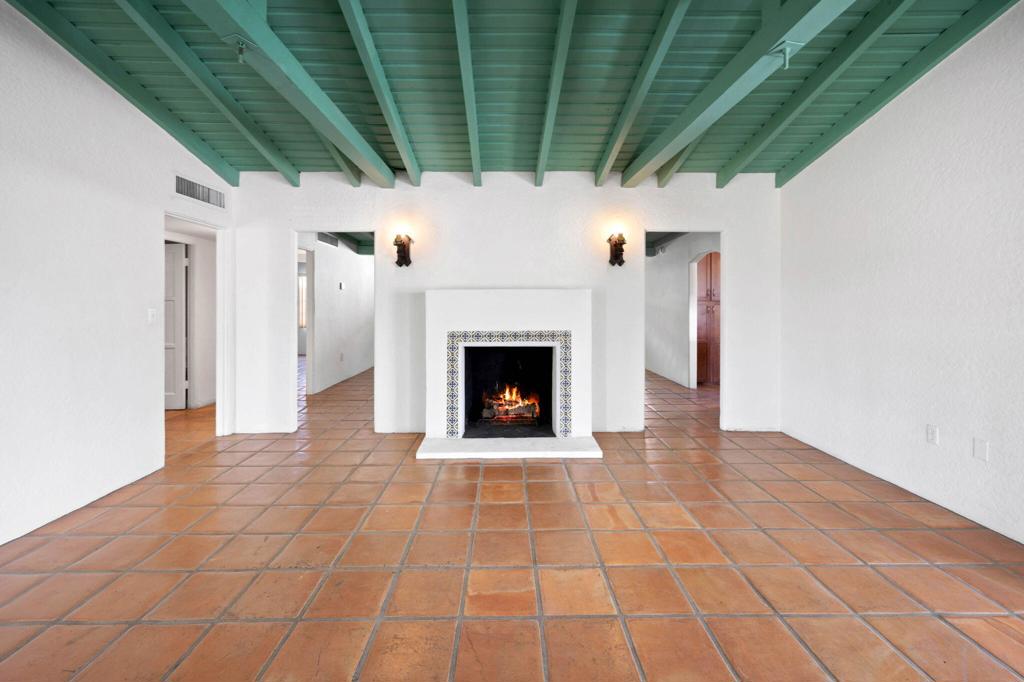 575 S Calle Santa Rosa S