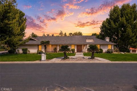 Photo of 12320 Cattle King Drive, Bakersfield, CA 93306 (MLS # SR26126919)