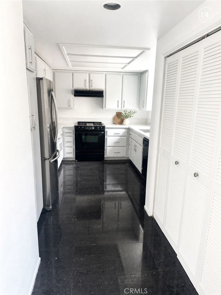 1460 E Willow 112
