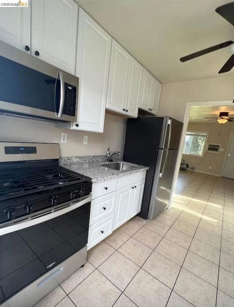 Photo of 31 31 Sunset Dr Dr, Antioch, CA 94509 (MLS # 41125563)