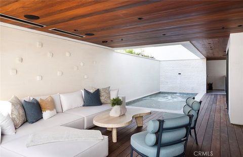 Tiny photo for 604 Allview Place, Laguna Beach, CA 92651 (MLS # OC26020131)