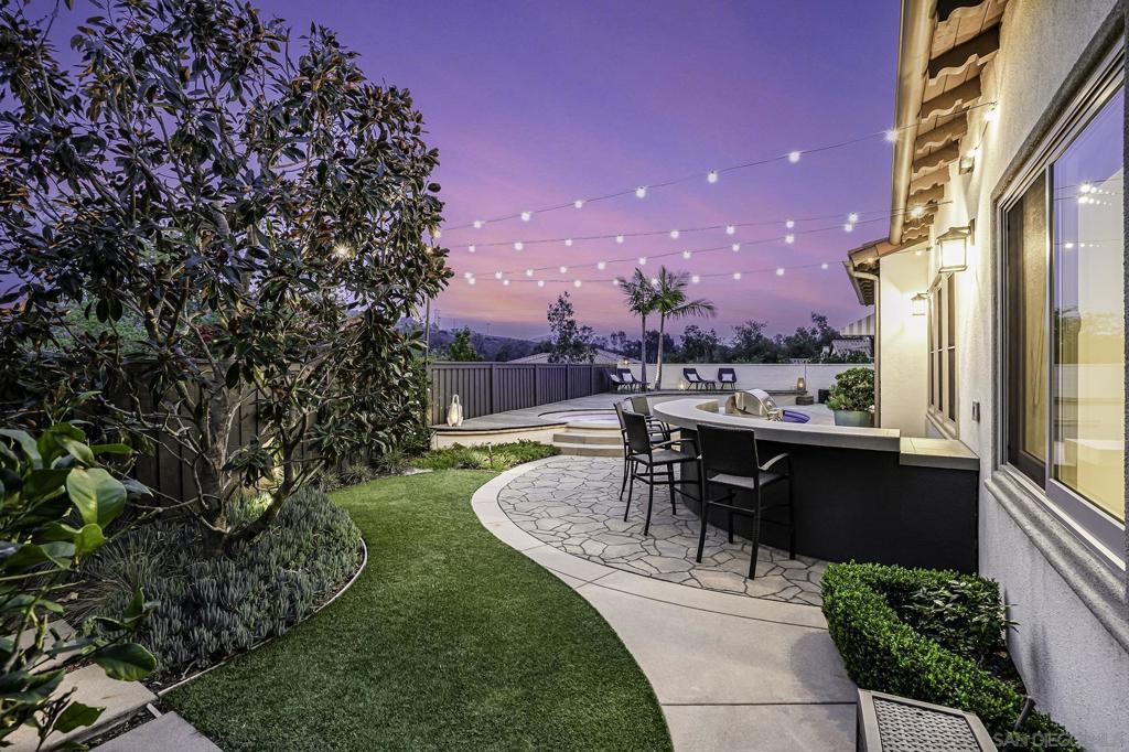 8770 Tillage Ln