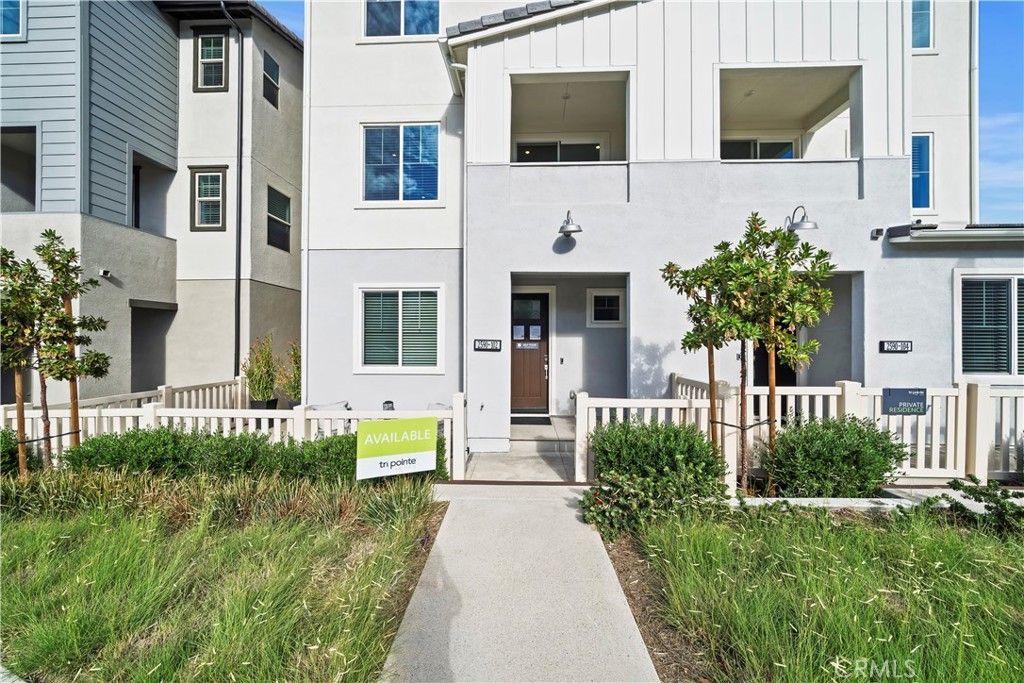 Photo of 2590 Sprout Lane, Corona, CA 92883 (MLS # OC25278263)