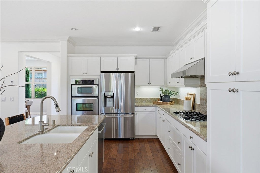 23 Donovan, Irvine CA 92620 - Photo 10
