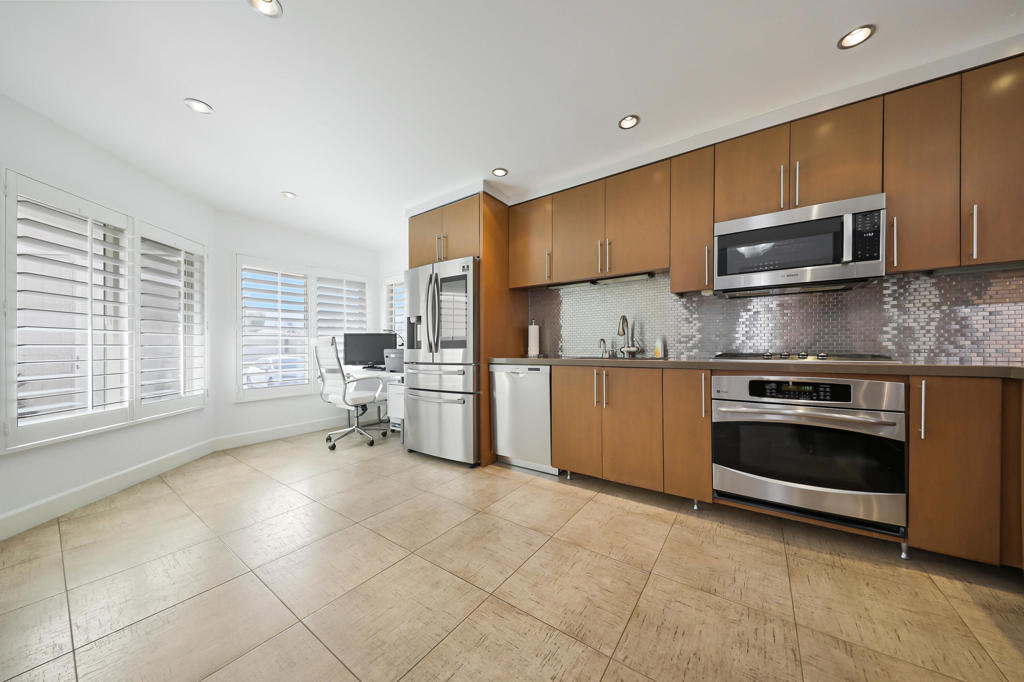 41733 Aventine Court
