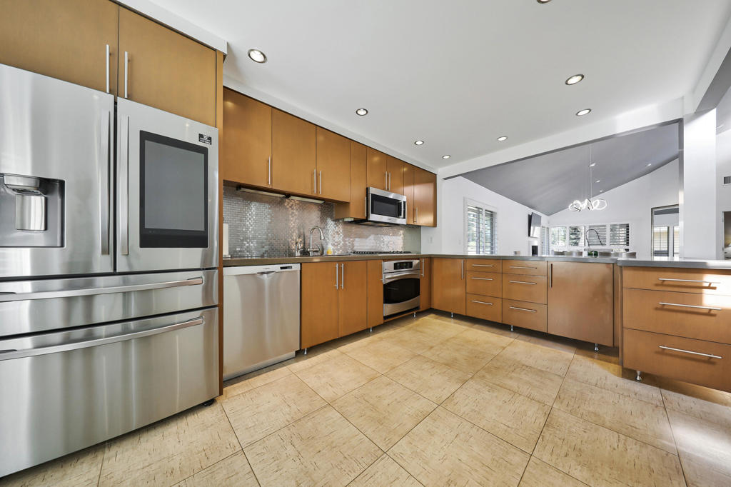 41733 Aventine Court
