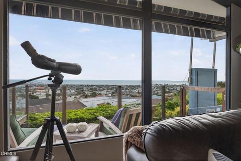 Tiny photo for 2222 Sunset Drive, Ventura, CA 93001 (MLS # V1-34643)