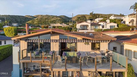 Tiny photo for 2222 Sunset Drive, Ventura, CA 93001 (MLS # V1-34643)