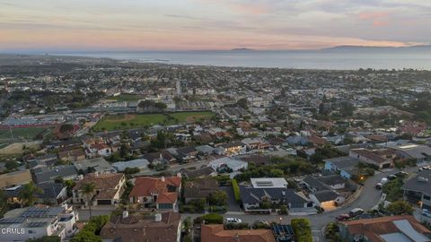 Tiny photo for 2222 Sunset Drive, Ventura, CA 93001 (MLS # V1-34643)