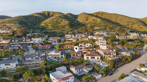 Tiny photo for 2222 Sunset Drive, Ventura, CA 93001 (MLS # V1-34643)