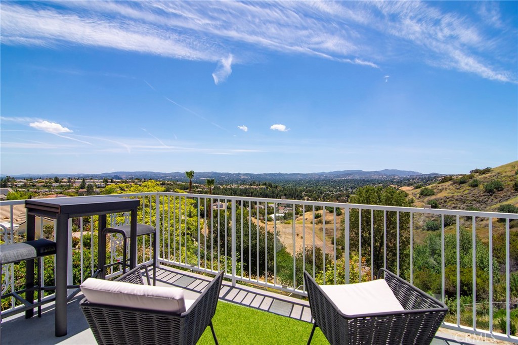 Properties 3 24574 Overland