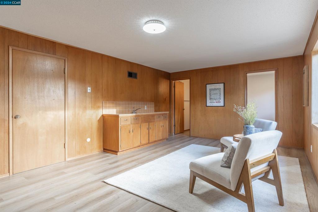 EL CERRITO - Residential