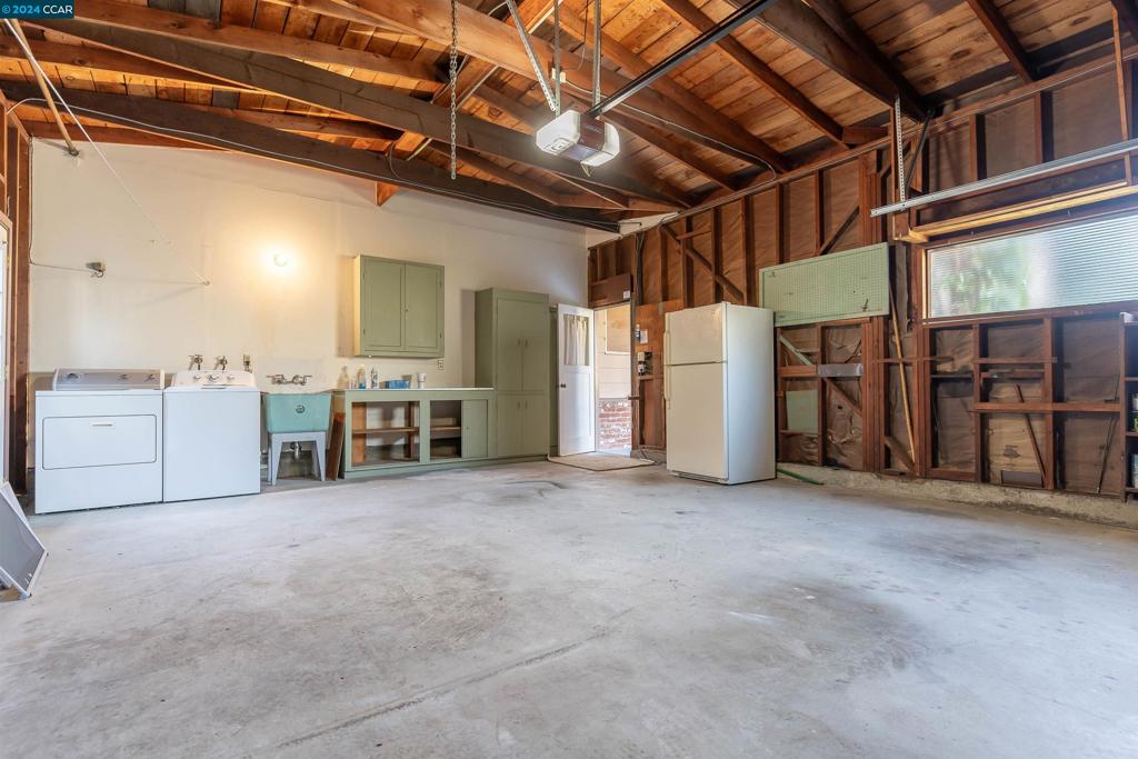 EL CERRITO - Residential