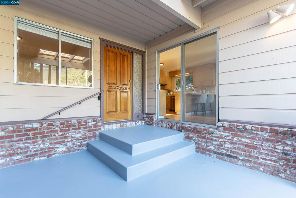 EL CERRITO - Residential