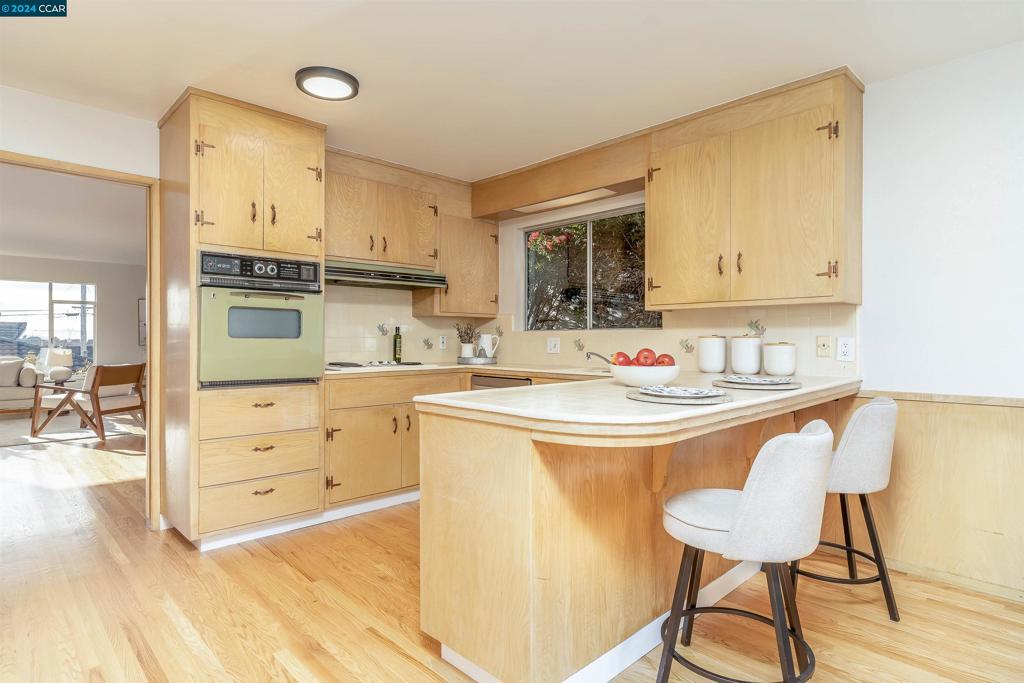 EL CERRITO - Residential