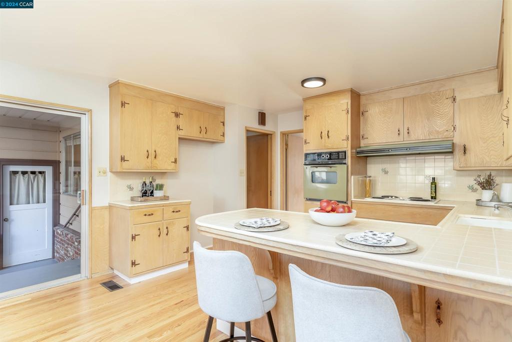 EL CERRITO - Residential