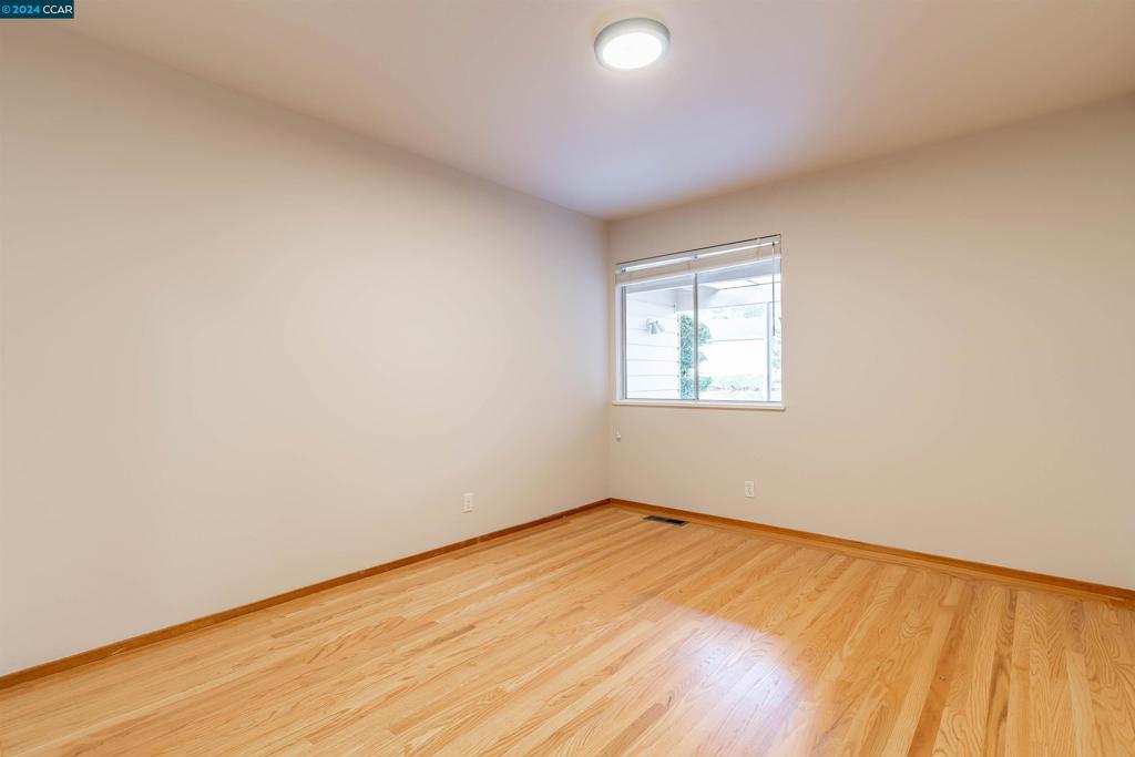 EL CERRITO - Residential