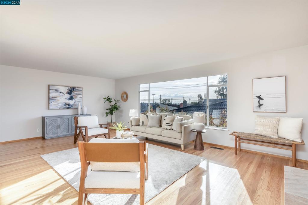 EL CERRITO - Residential