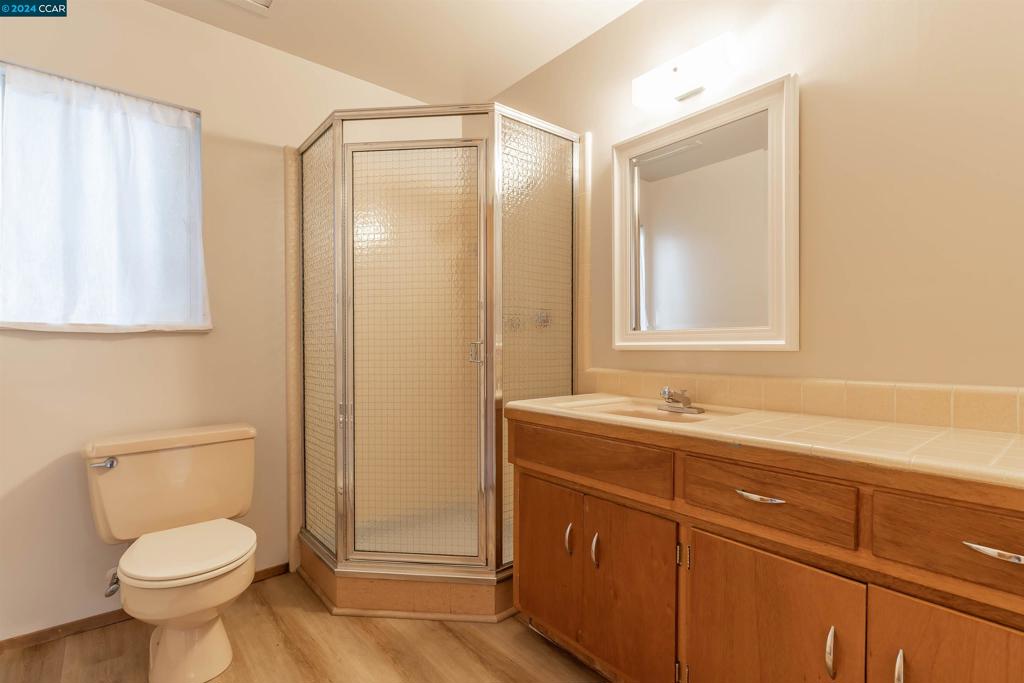 EL CERRITO - Residential