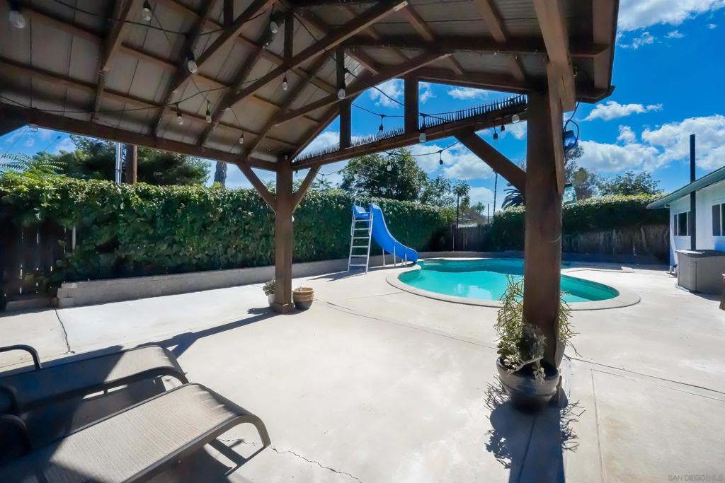 Lakeside - Residential