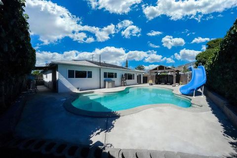 10025 Tamil Rd Lakeside CA 92040