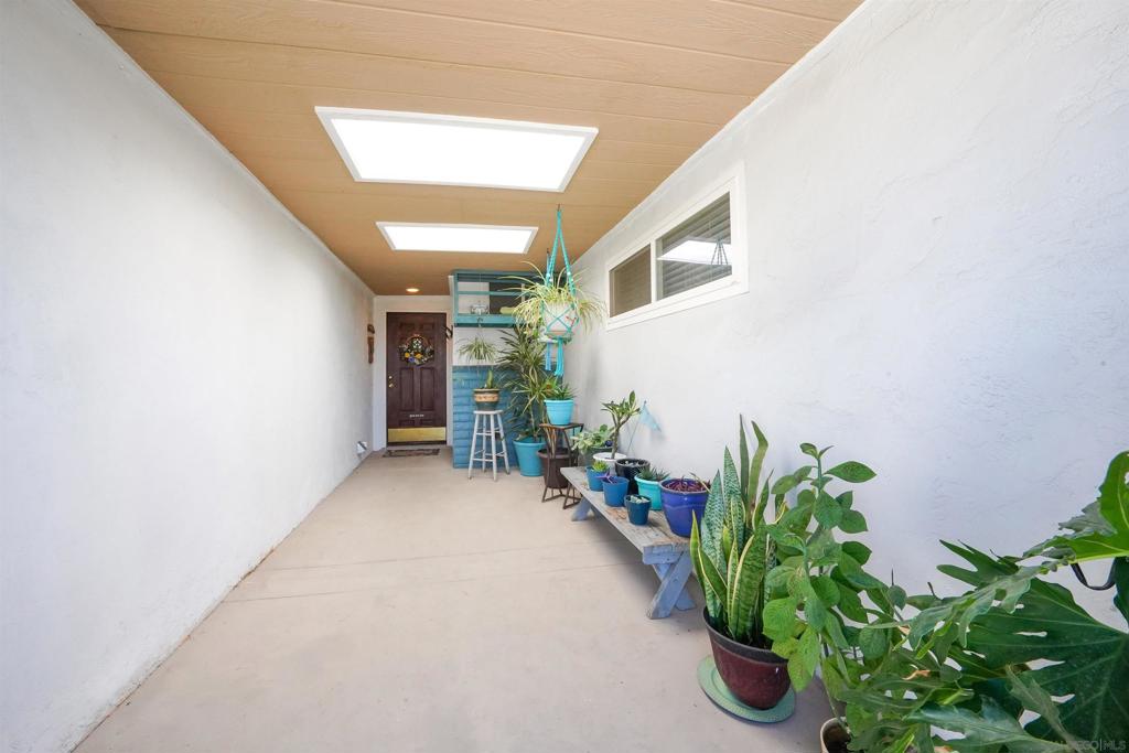 Lakeside - Residential