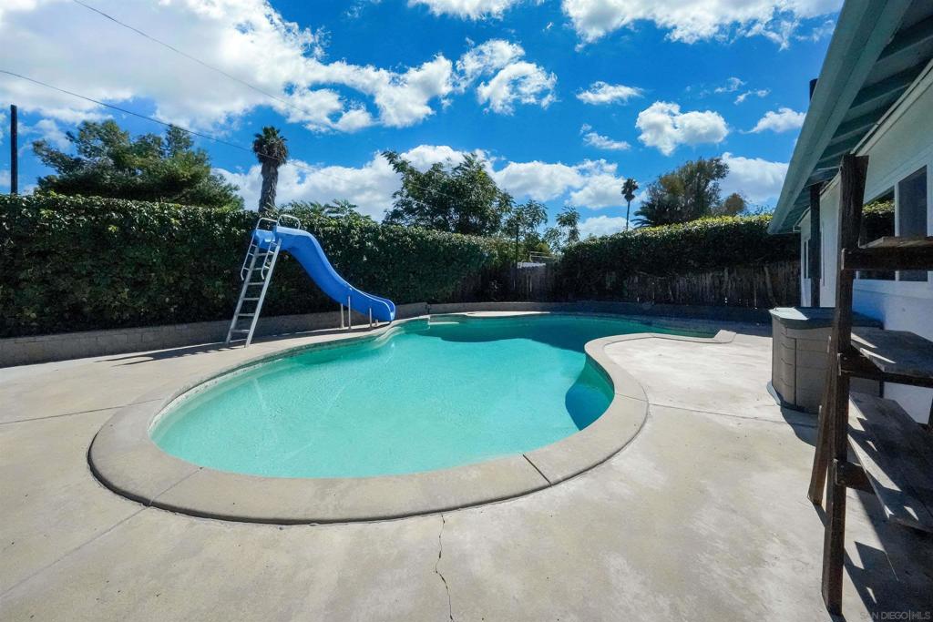 Lakeside - Residential