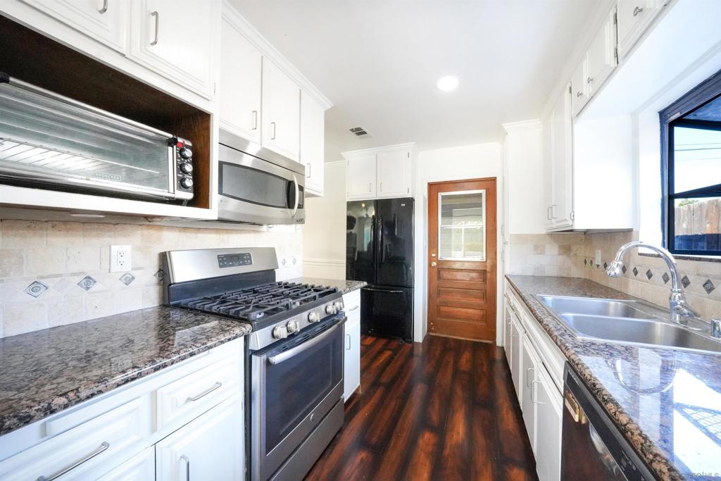 Lakeside - Residential