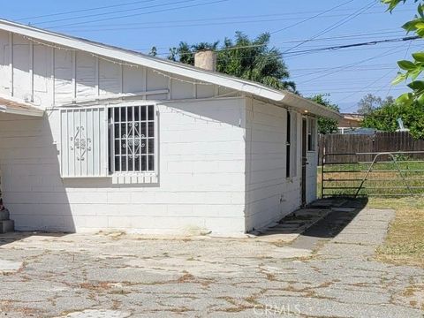 Photo of 18348 10th St, Bloomington, CA 92316 (MLS # IV26079816)