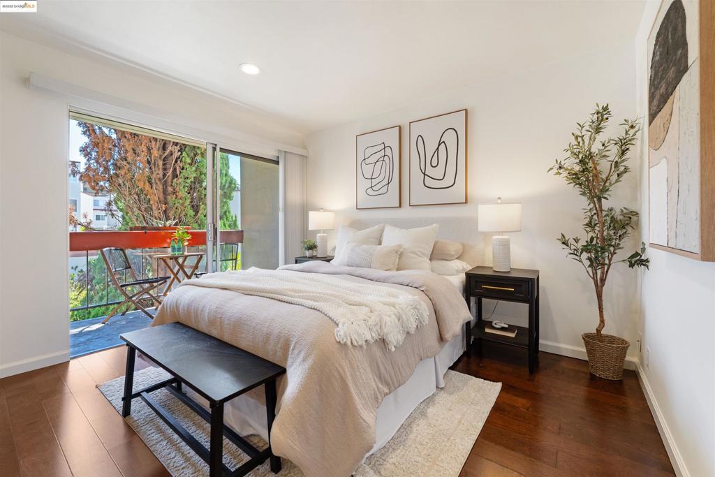 ROCKRIDGE AREA - Residential