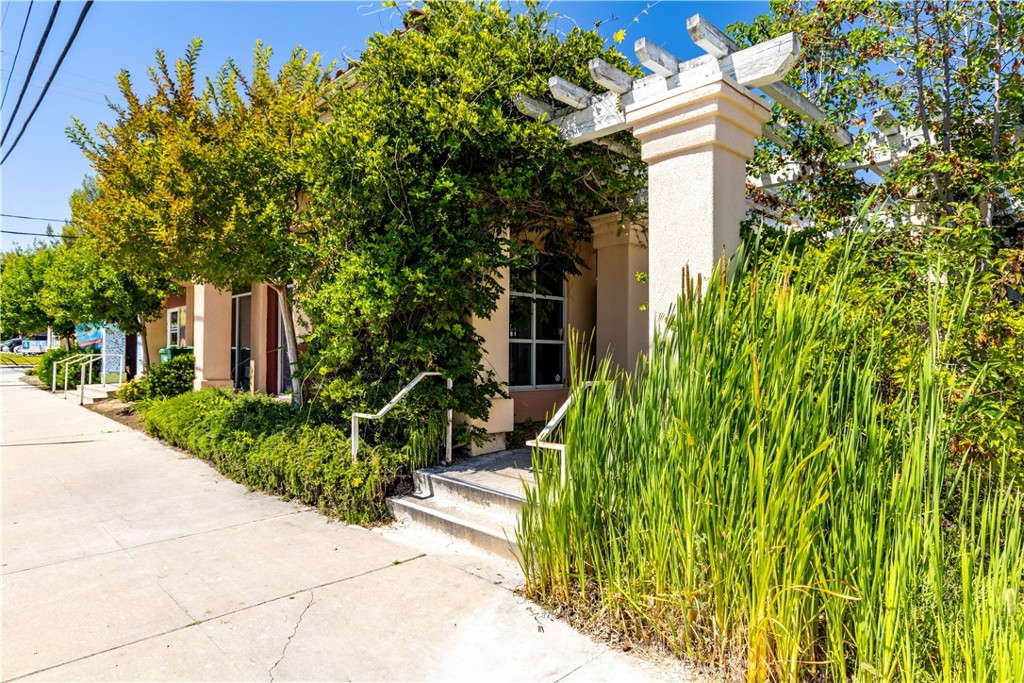 9955 El Camino Real