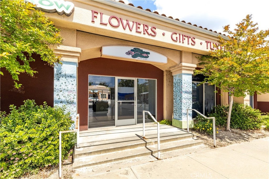 9955 El Camino Real